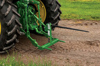 Follow link to the HS2001 Single Tine 3-point Hitch Bale Spear product page.